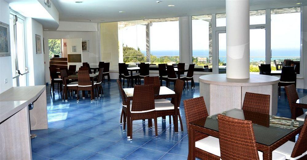 Moresco Park 3* Sperlonga